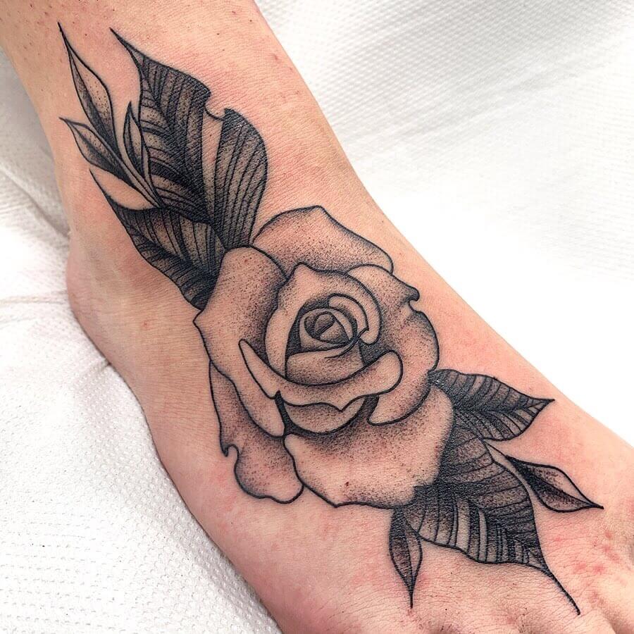 Nikki Tattoo X | Tattoo Artist in London